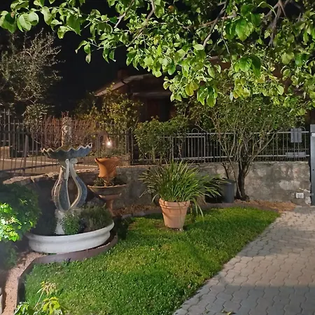 Oma Margareta Apartamento Limone sul Garda