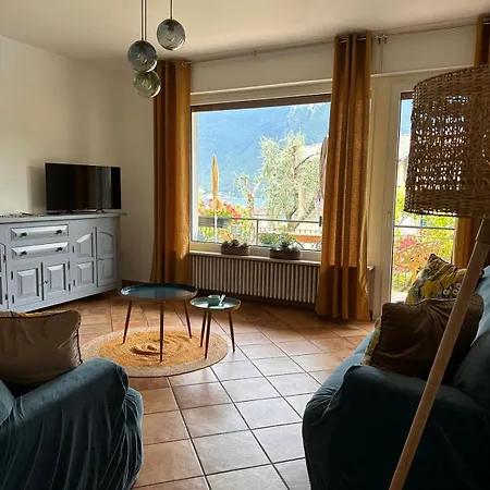 Oma Margareta Limone sul Garda